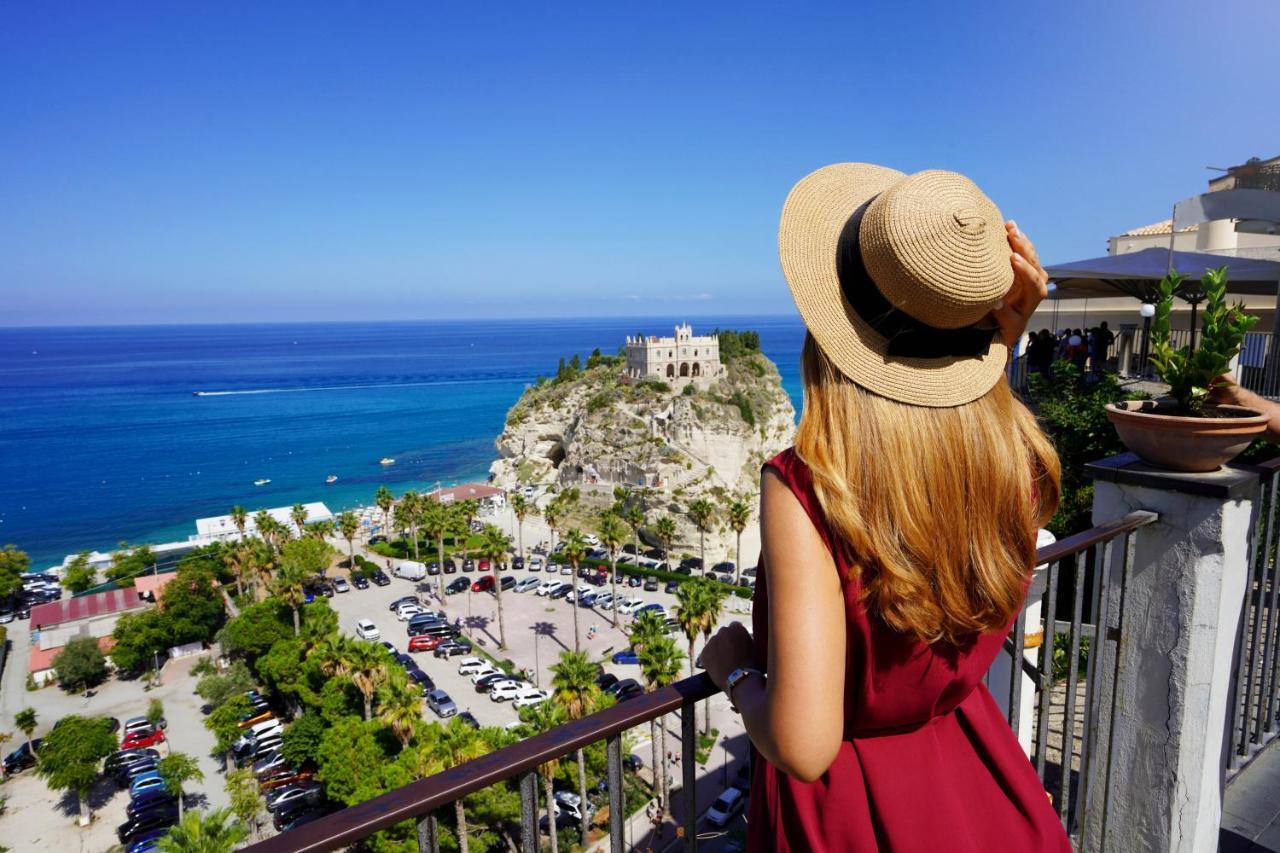 B&B The Sun - Family Rooms Tropea Bagian luar foto