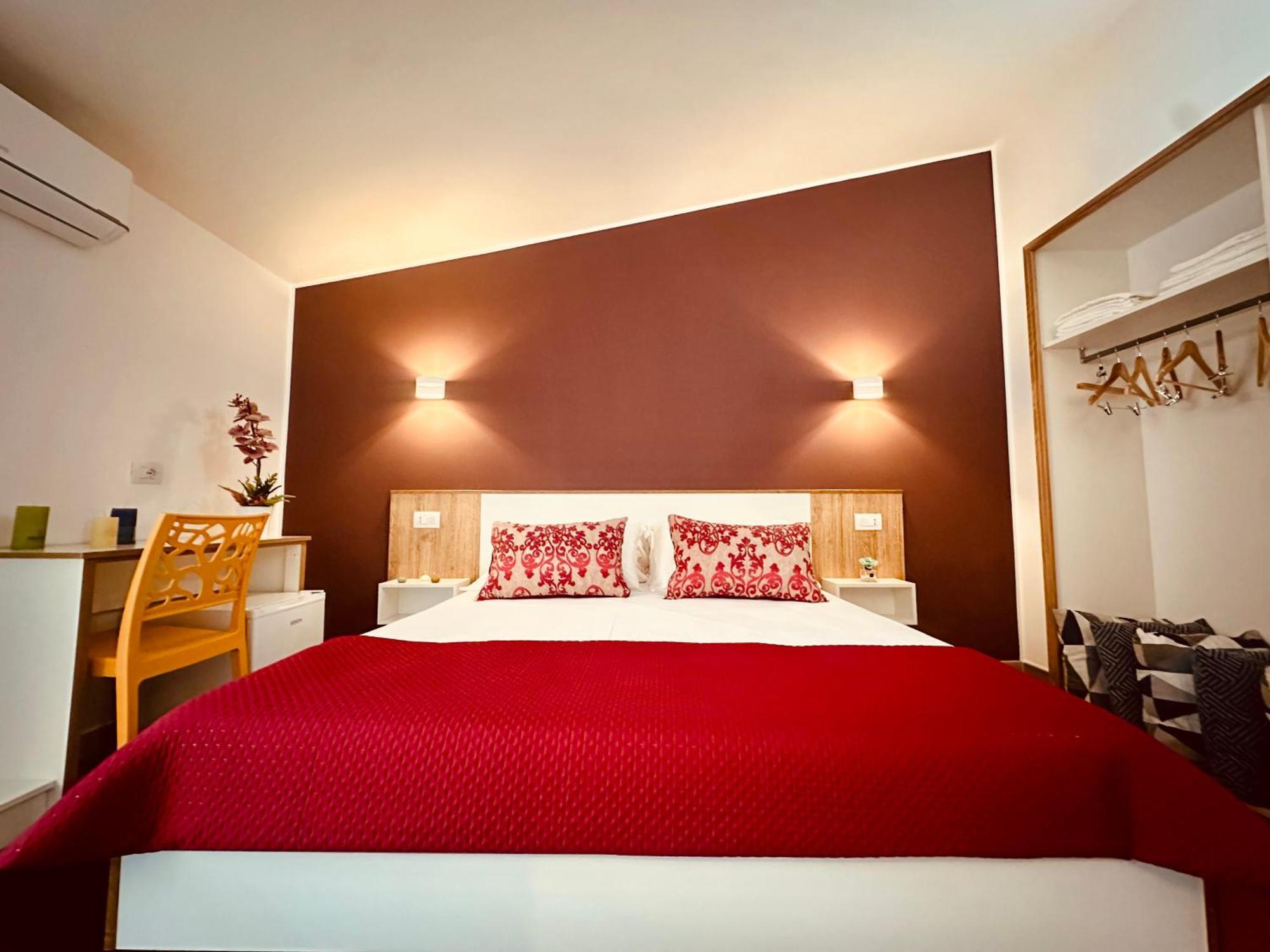 B&B The Sun - Family Rooms Tropea Bagian luar foto