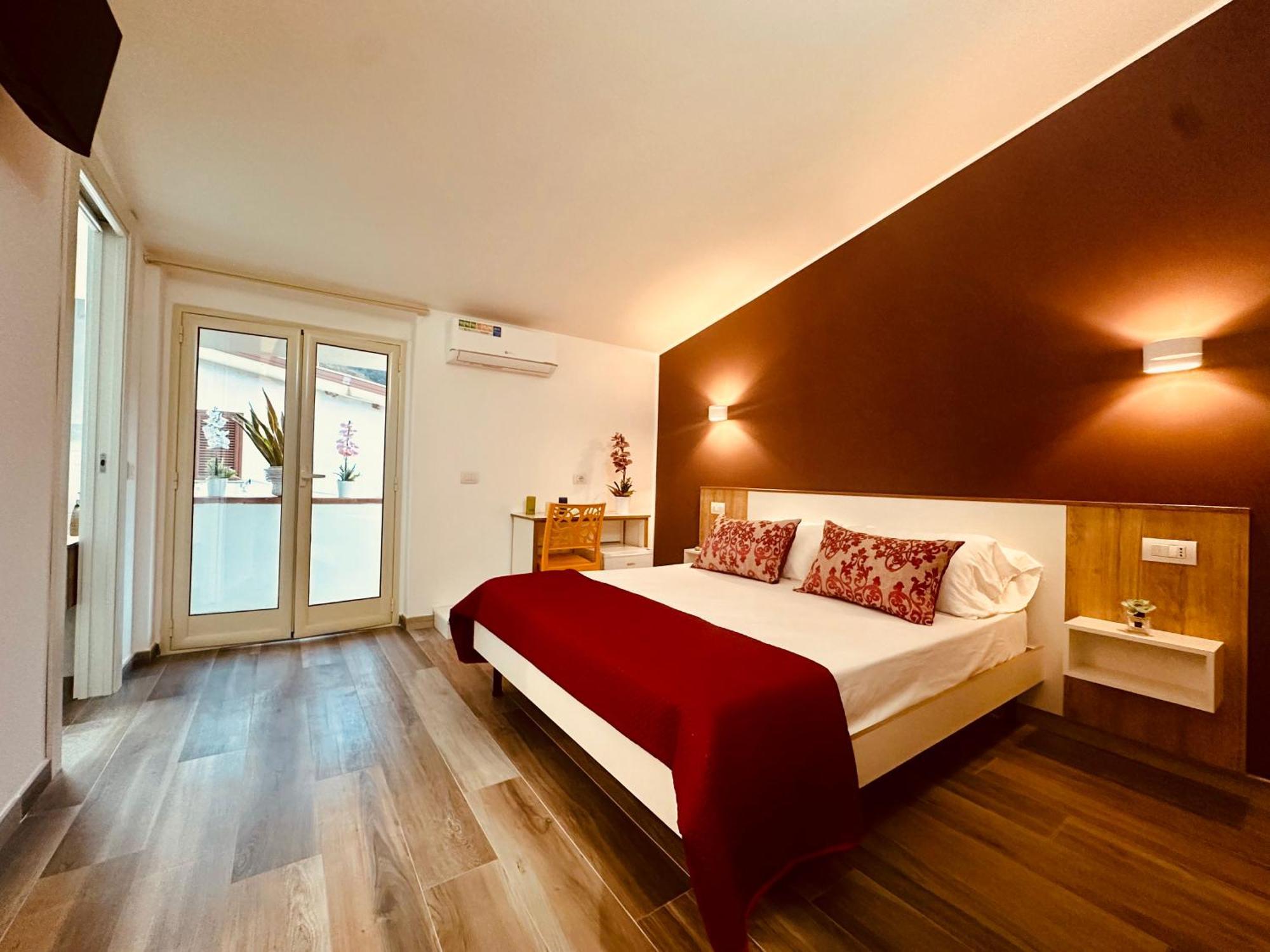 B&B The Sun - Family Rooms Tropea Bagian luar foto